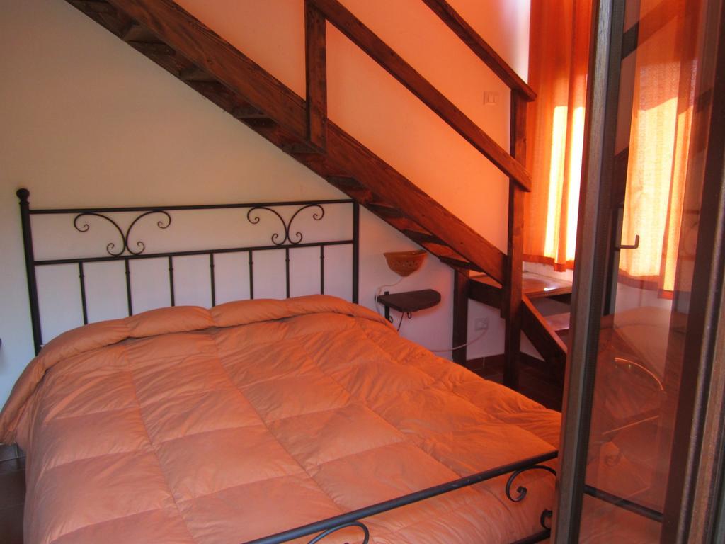 Agriturismo Gelso Castellana Sicula Екстер'єр фото
